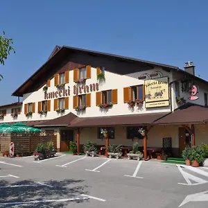 Kmečki Hram Affittacamere